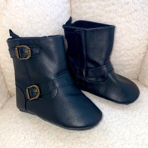 Black baby girl boots | size 6-12 months